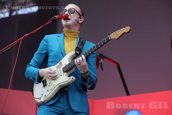 TWO DOOR CINEMA CLUB - 2019-08-25 - SAINT CLOUD - Domaine National - Grande Scene - 